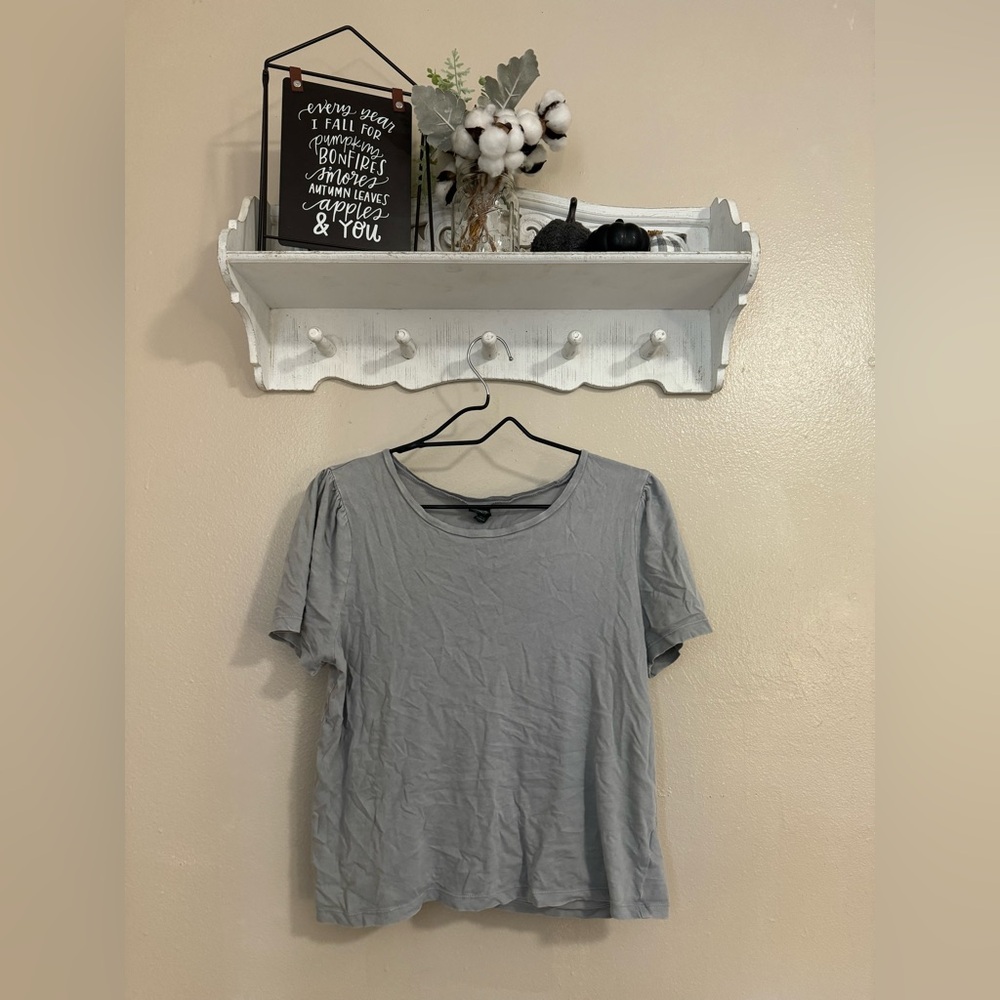 🩶 Grey Tee w/ Rushed Sleeves 🩶